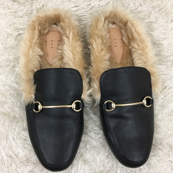 Shoes - Faux Fur Leather Mules Comfy Slide Flats Size 7